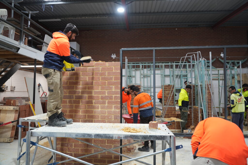 CPC33020 Certificate III in Bricklaying and Blocklaying